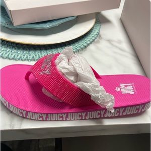 Juicy Sandals brand new with tags ! Size 11 Pink